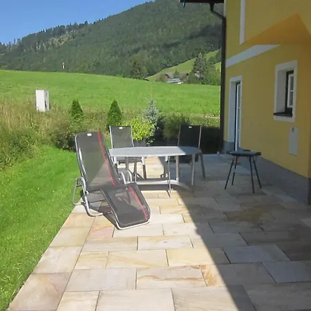 Bergblick Ii - Modern Living *