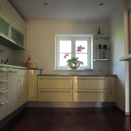 Bergblick Ii - Modern Living *