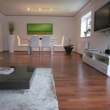 Bergblick Ii - Modern Living